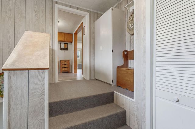 2304 15th Avenue SW, Austin, MN 55912