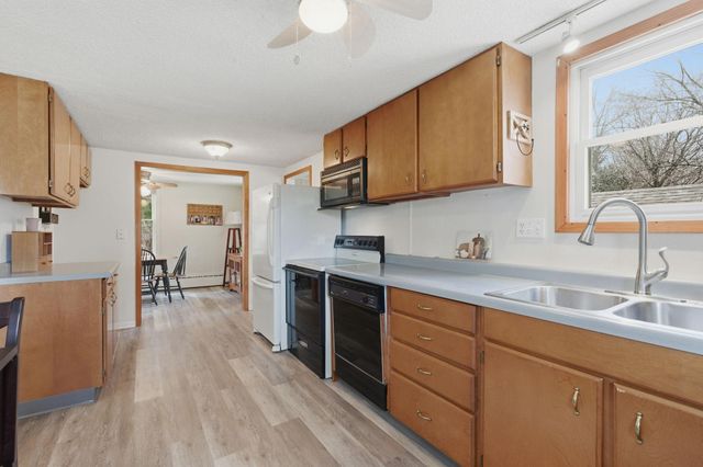 2304 15th Avenue SW, Austin, MN 55912