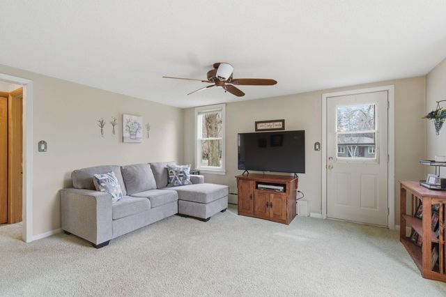 2304 15th Avenue SW, Austin, MN 55912