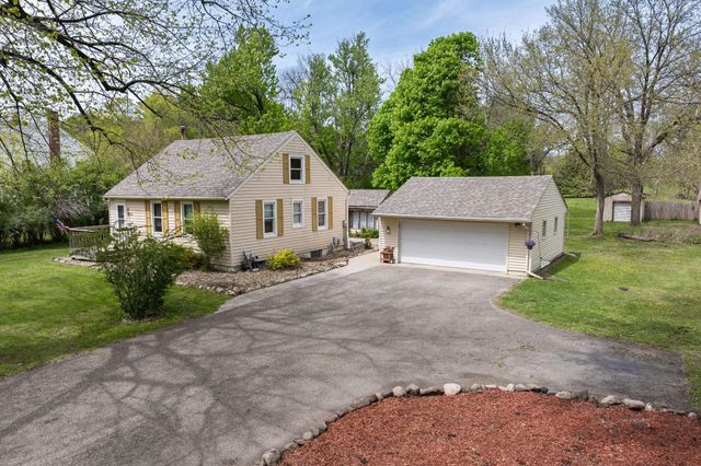 2304 15th Avenue SW, Austin, MN 55912