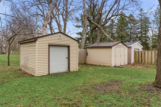 2304 15th Avenue SW, Austin, MN 55912