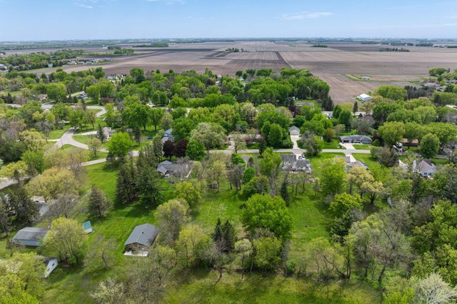 2304 15th Avenue SW, Austin, MN 55912