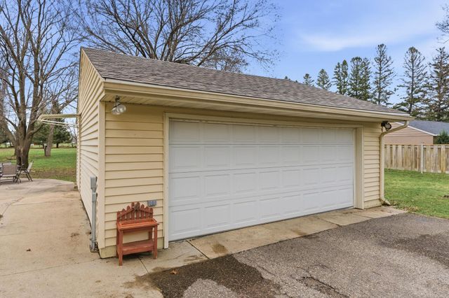 2304 15th Avenue SW, Austin, MN 55912