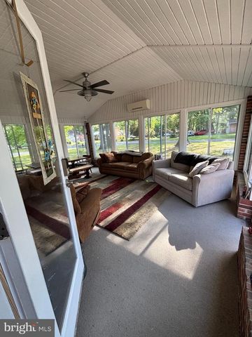 4 GRAY DR, Pasadena, MD 21122