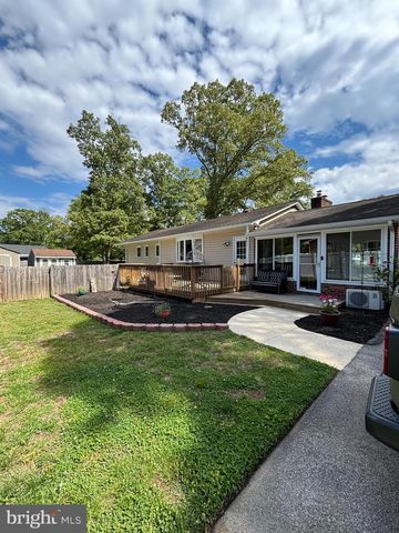4 GRAY DR, Pasadena, MD 21122
