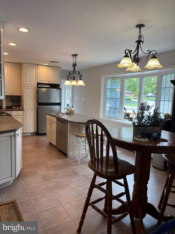 4 GRAY DR, Pasadena, MD 21122