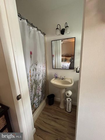 4 GRAY DR, Pasadena, MD 21122