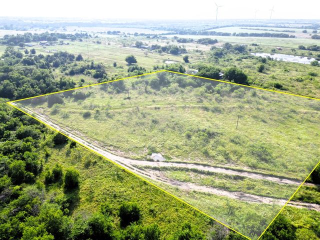 182 Hill County Road 3352, Hubbard, TX 76648