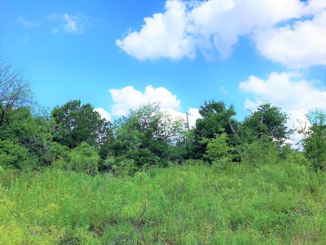 182 Hill County Road 3352, Hubbard, TX 76648