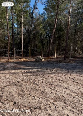 302 KENNEDY Avenue, Interlachen, FL 32148