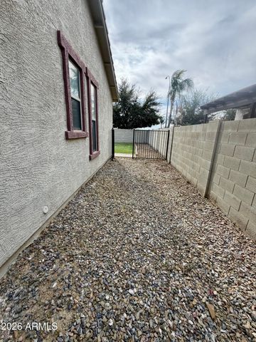 4243 E GLENEAGLE Drive, Chandler, AZ 85249