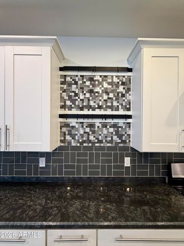 4243 E GLENEAGLE Drive, Chandler, AZ 85249