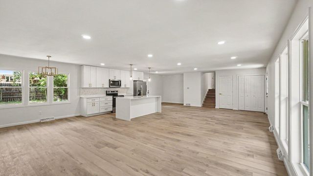 3401 Farmington Road, Lexington, KY 40503