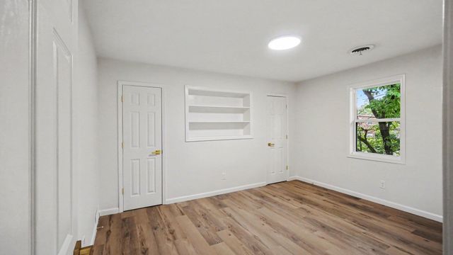 3401 Farmington Road, Lexington, KY 40503