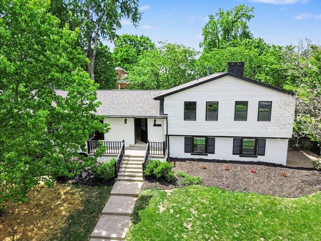 3401 Farmington Road, Lexington, KY 40503