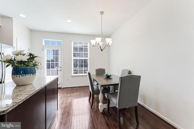 1725 DOROTHY LN, Woodbridge, VA 22191