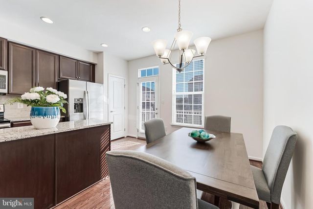 1725 DOROTHY LN, Woodbridge, VA 22191