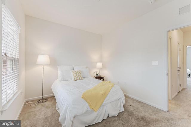 1725 DOROTHY LN, Woodbridge, VA 22191