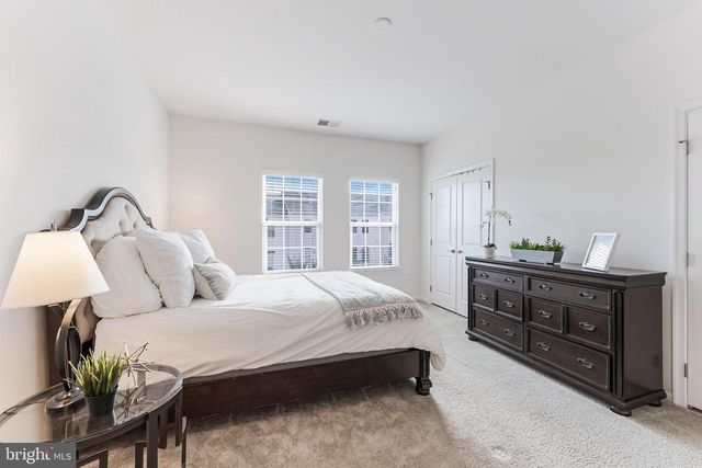 1725 DOROTHY LN, Woodbridge, VA 22191