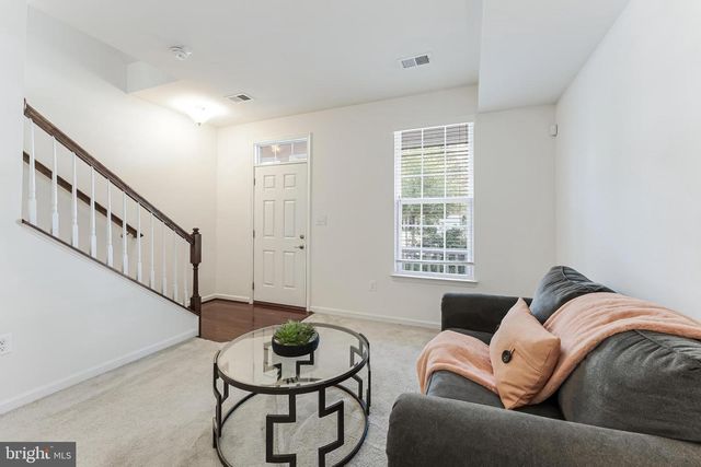 1725 DOROTHY LN, Woodbridge, VA 22191
