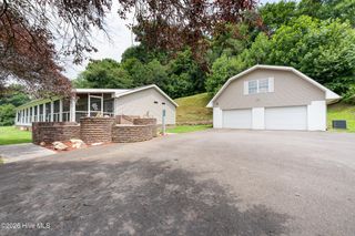 4122 Fairview Road, Andrews, NC 28901