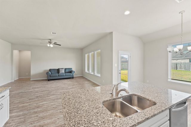 18007 Nanpu Lane, Houston, TX 77044