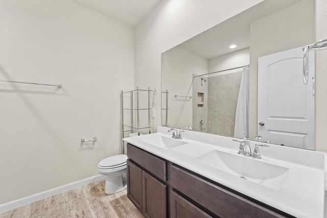 18007 Nanpu Lane, Houston, TX 77044