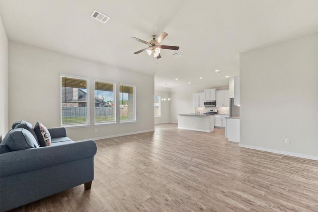 18007 Nanpu Lane, Houston, TX 77044