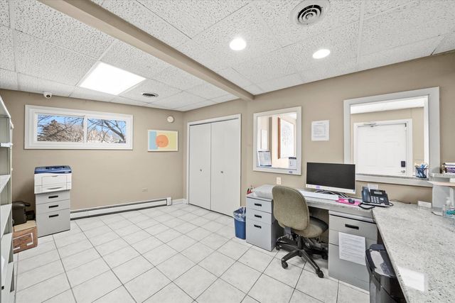 6067 N Northwest Highway, Chicago, IL 60631