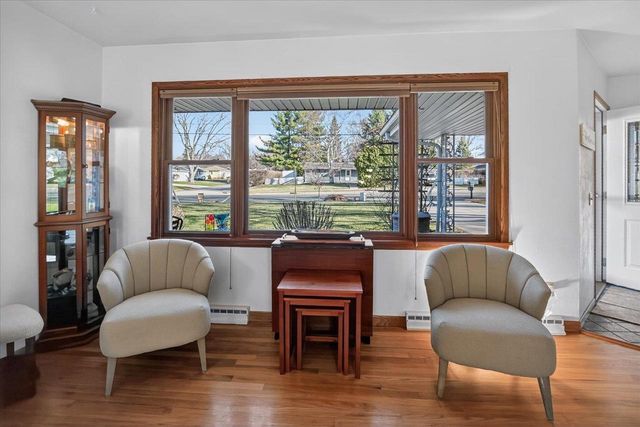 5017 E Buckeye Road, Madison, WI 53716