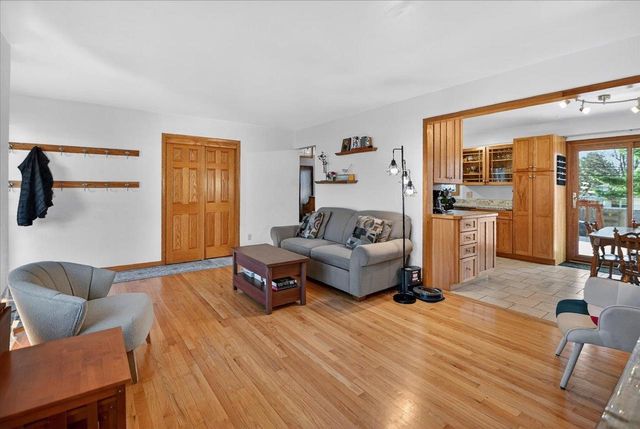 5017 E Buckeye Road, Madison, WI 53716