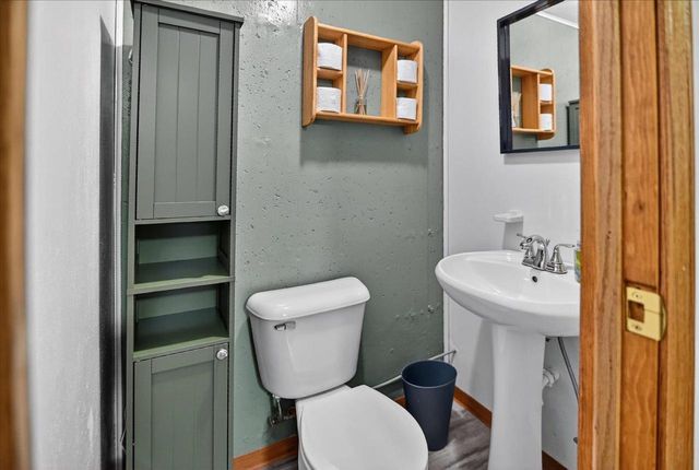 5017 E Buckeye Road, Madison, WI 53716