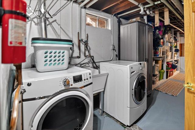 5017 E Buckeye Road, Madison, WI 53716