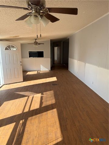 233 Julia Drive, Copperas Cove, TX 76522