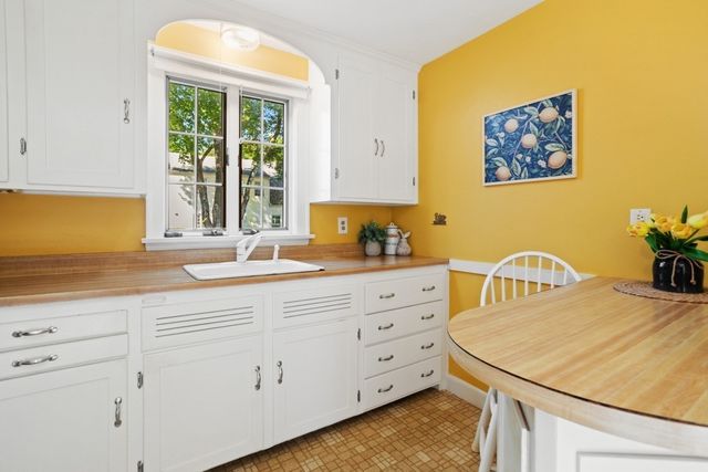 4 Stanton Road, Stoneham, MA 02180