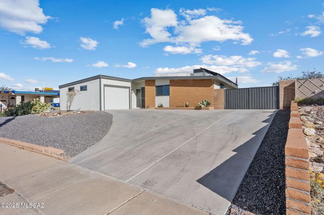 2515 S Kevin Drive, Tucson, AZ 85748