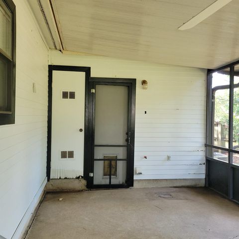 2 Oak Forest Cove, Maumelle, AR 72113