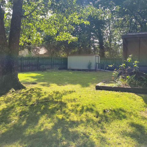 2 Oak Forest Cove, Maumelle, AR 72113