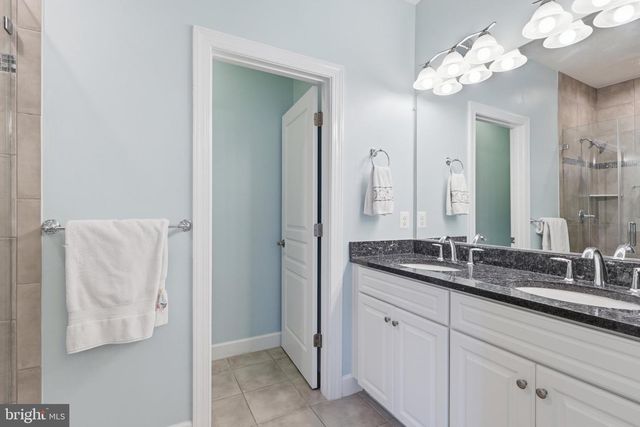20200 CENTER BROOK SQ, Sterling, VA 20165