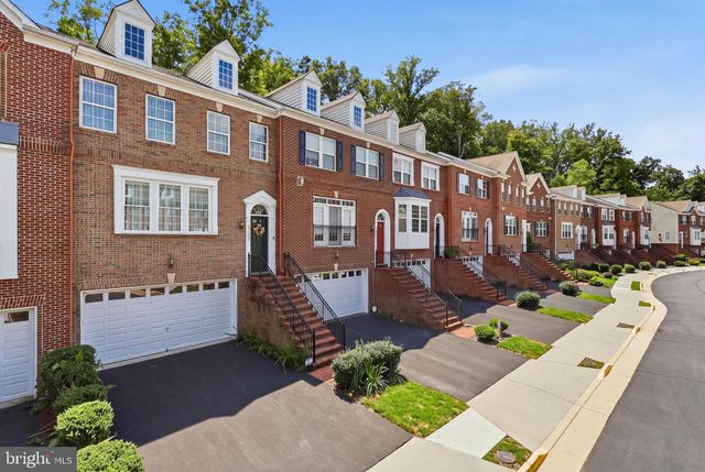 20200 CENTER BROOK SQ, Sterling, VA 20165