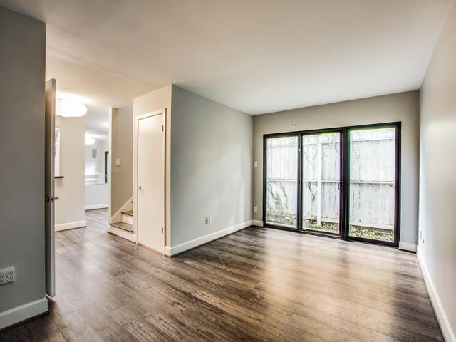 1300 Fairview Avenue E, Houston, TX 77006