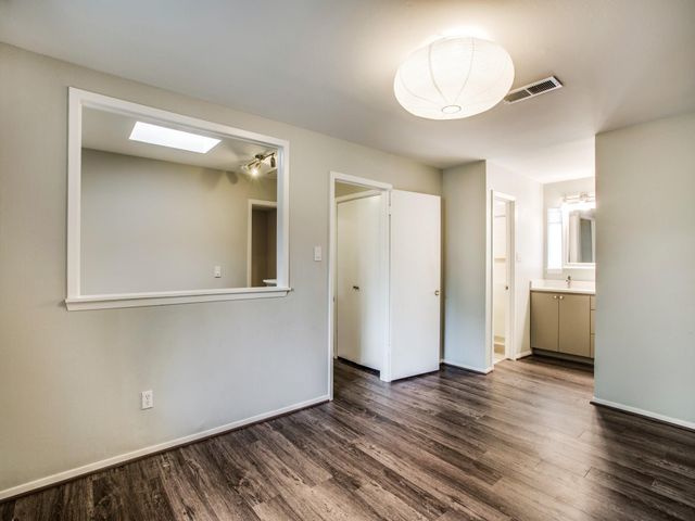 1300 Fairview Avenue E, Houston, TX 77006