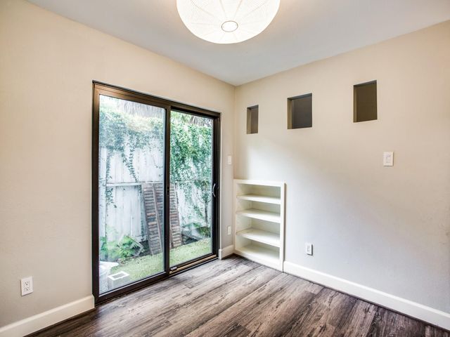 1300 Fairview Avenue E, Houston, TX 77006