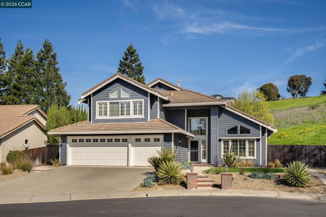 92 Hillview Dr, Danville, CA 94506