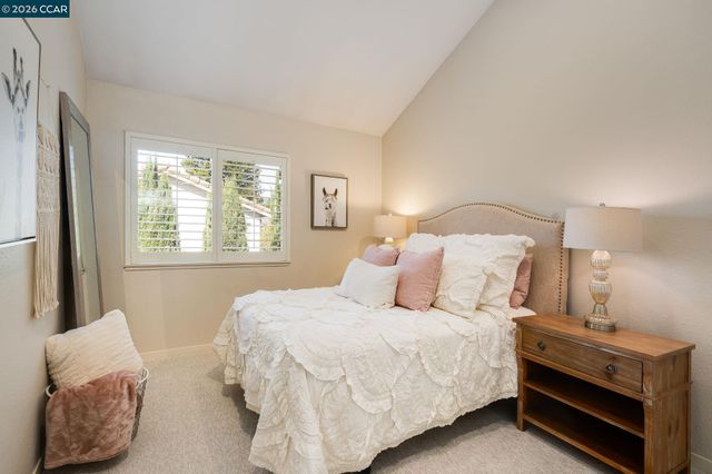 92 Hillview Dr, Danville, CA 94506