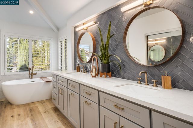 92 Hillview Dr, Danville, CA 94506