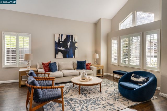 92 Hillview Dr, Danville, CA 94506