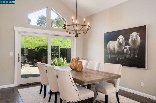 92 Hillview Dr, Danville, CA 94506