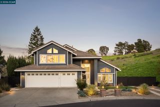 92 Hillview Dr, Danville, CA 94506