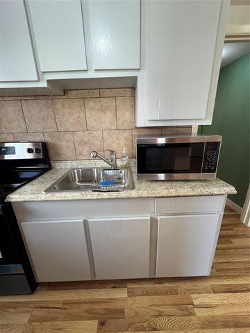 2918 46th Street 1, Dickinson, TX 77539